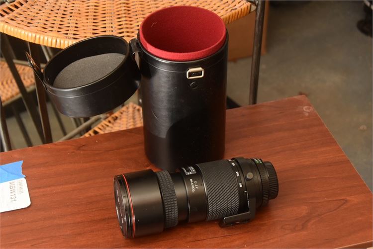 Tokina AT-X Lens With Case