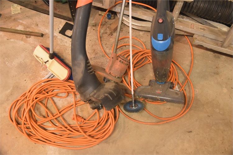 Trimmer Vacuum and Extension Cords