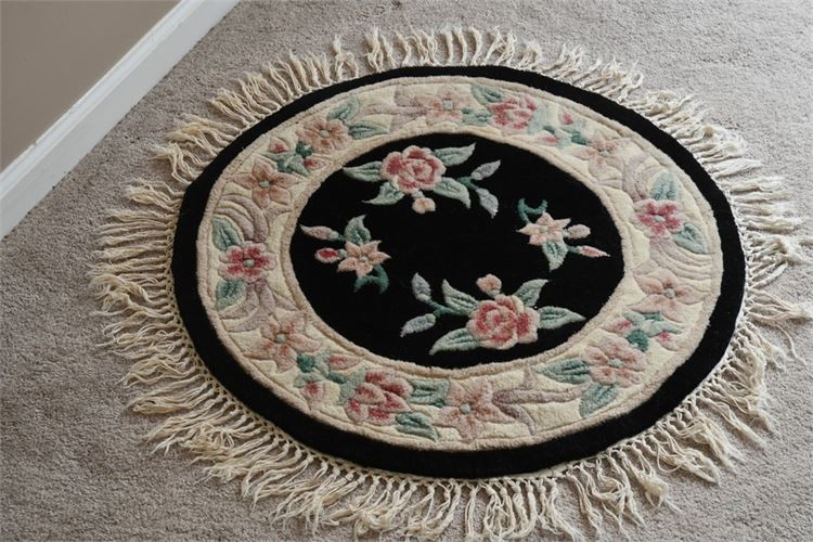 Round Floral Pattern Area Rug