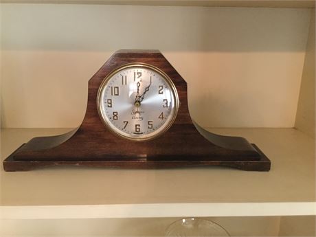 Sessions Mantle Clock