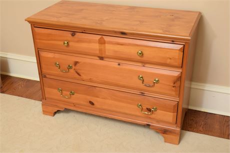 Pine Three Drawer Dresser