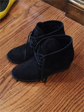 Pair Ladies Prada Booties