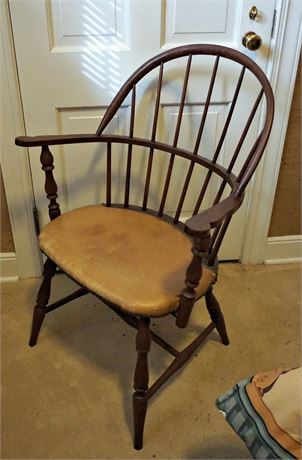 Windsor Style Arm Chair