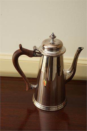 Williamsburg Silverplate Kettle