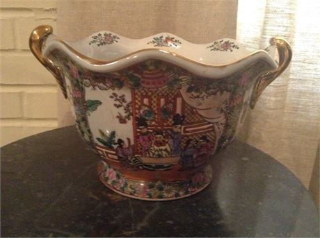 Large Reproduction Chinese Cachepot