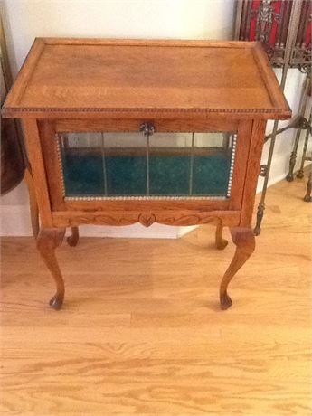 Oak display side table