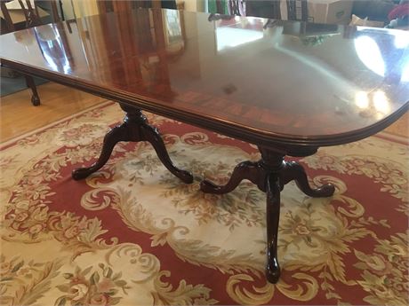 Mahogany Double Pedestal Table with 8-Chairs