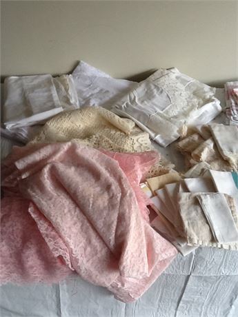 Lot of linens