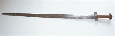 Lot 21. Antique Sword