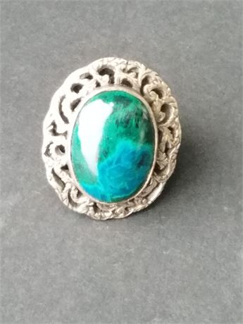 Lot 50. Sterling Silver Ring with Oval Cabochon Green Stone