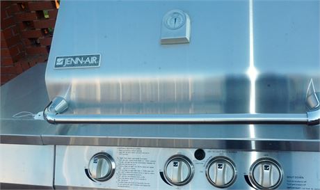 Lot 422. Large Jenn-Air Stainless Steel Gas Grill