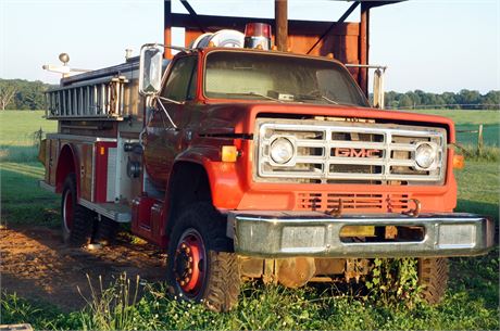 Lot 467.  Firetruck