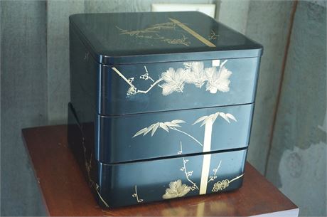 Lot 52. Black and Gilt Bento Box