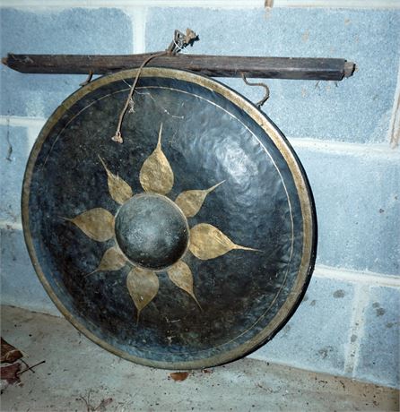 Lot 601.   Metal Gong