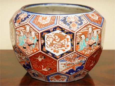 19th C Imari Planter