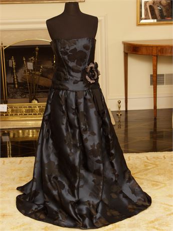 CAROLINA HERRERA Couture Gown