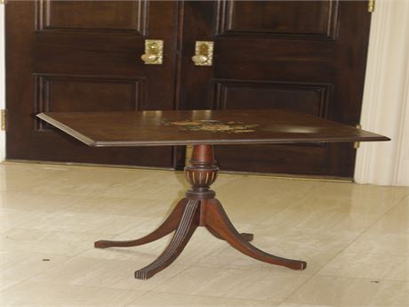 Georgian Style Tilt Top Table