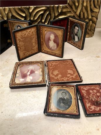 Miscellaneous Lot Five Victorian Picture Frames