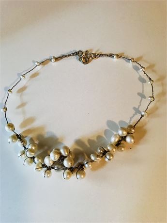 Contemporary Style Pearl and Silver Wire Necklace