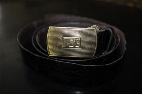 Gentlemen's Alligator Belt With 14 K Buckle