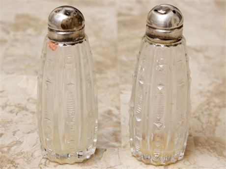 Pair Crystal and Sterling S&P Shakers