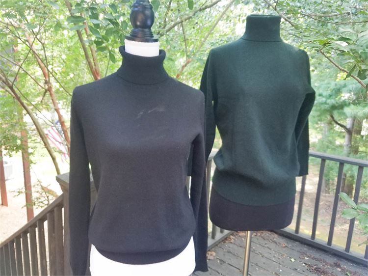 NEIMAN MARCUS Turtleneck Sweaters