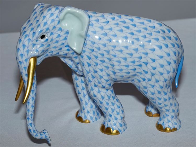 HEREND porcelain Elephant figurine