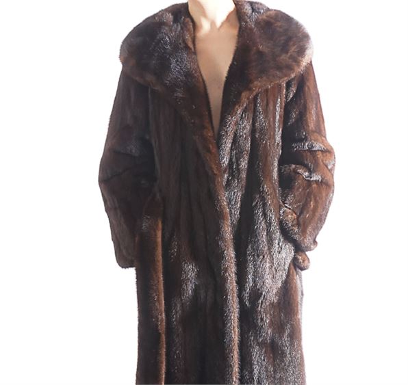 E. J. EDWARS FURS overcoat