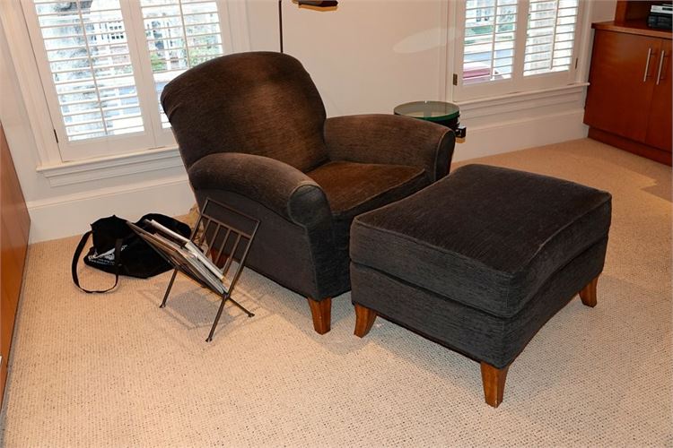 KRAVET Lounge Chair with Ottoman