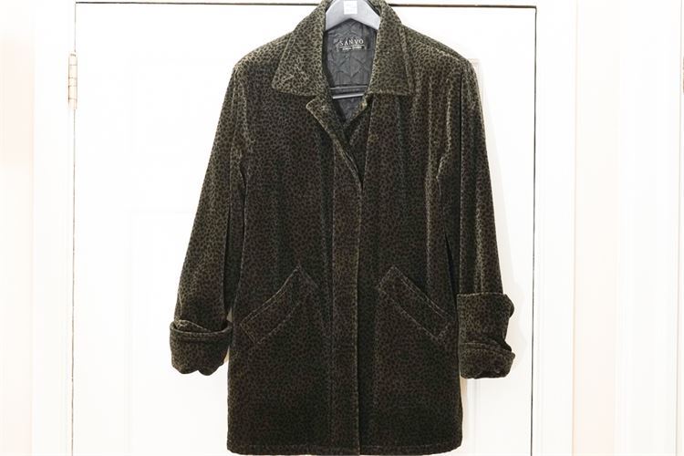 Lady's SANYO Faux Fur Coat