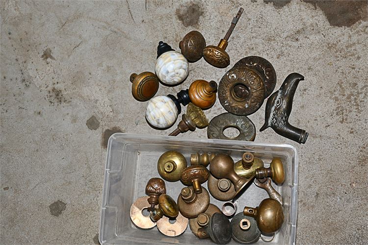 Antique Door Knobs and Fittings