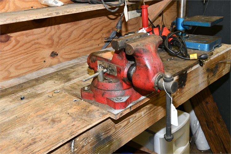 SNAP ON Bench Mounted Vise