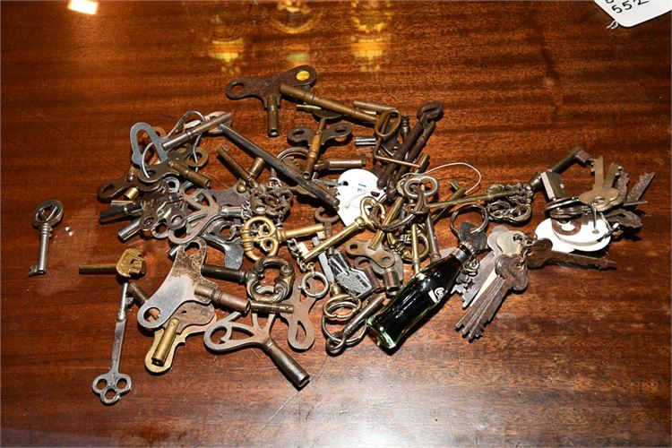 Group of Vintage and Antique Keys