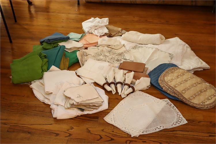 Group Lot of Linens