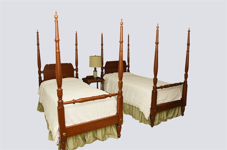 Pair Colonial Style Fourposter Beds