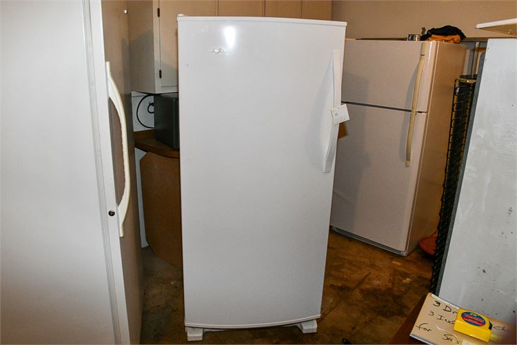 WHIRLPOOL Refrigerator