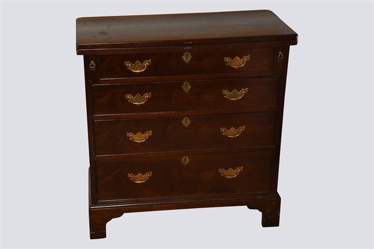 Georgian Style Bachelor's Chest