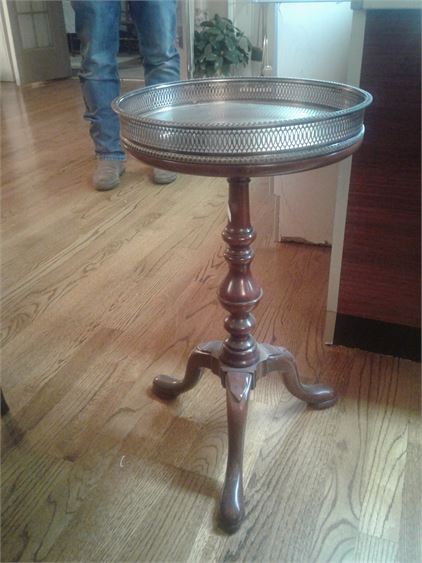 Georgian Style Occasional Table