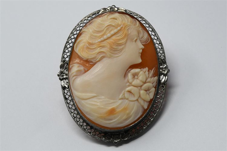 Silver Cameo Pin