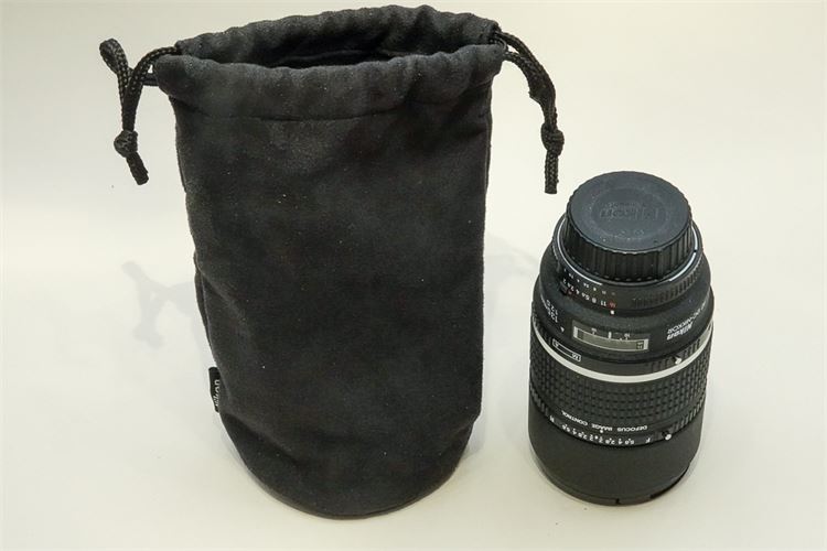 NIKON AF DC "Nikkor" Lens