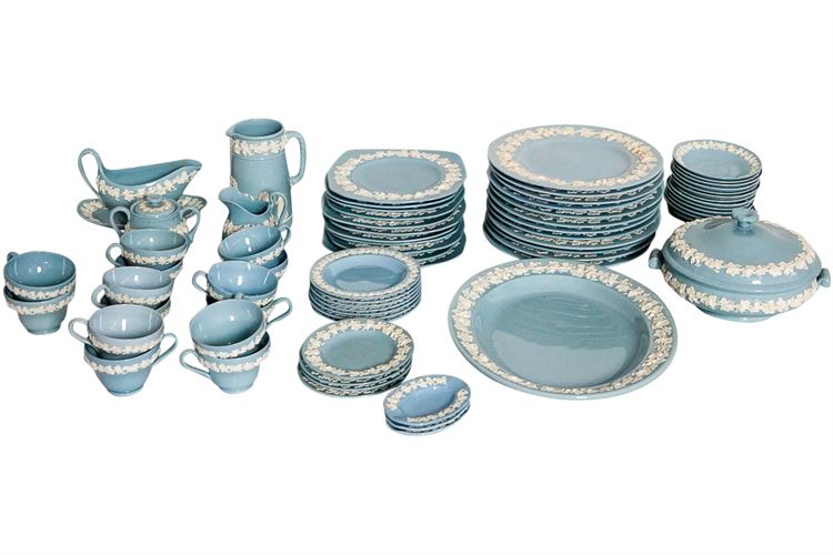 Large Queensware WEDGWOOD China Set