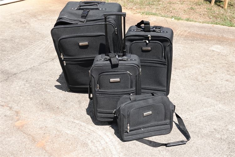 SONOMA Five (5) Piece Luggage Set