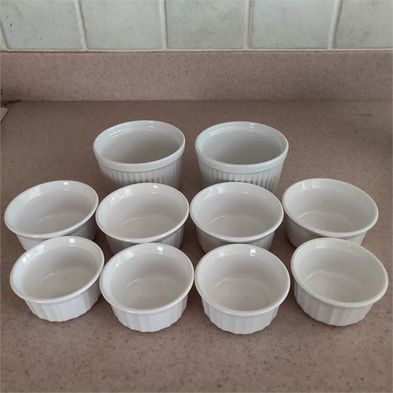 Lot Small Cooking Cups