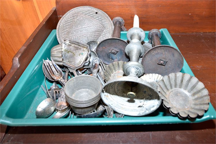 Large Mixed Collection Vintage Kitchen Utensils & Accessories