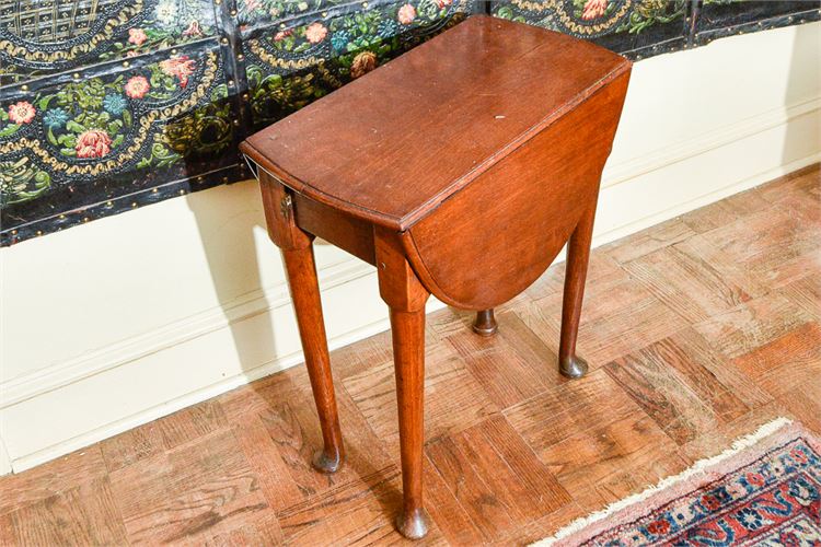 Antique Queen Anne Tiger Oak Drop Leaf Side Table