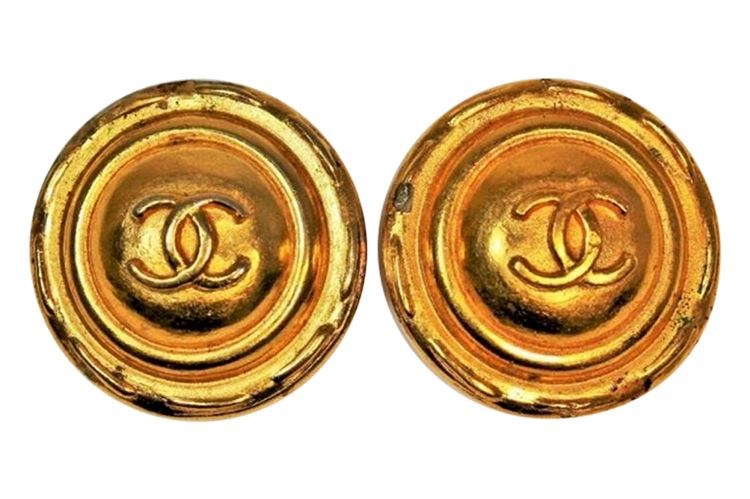 VINTAGE CHANEL GOLD TONE EARRINGS