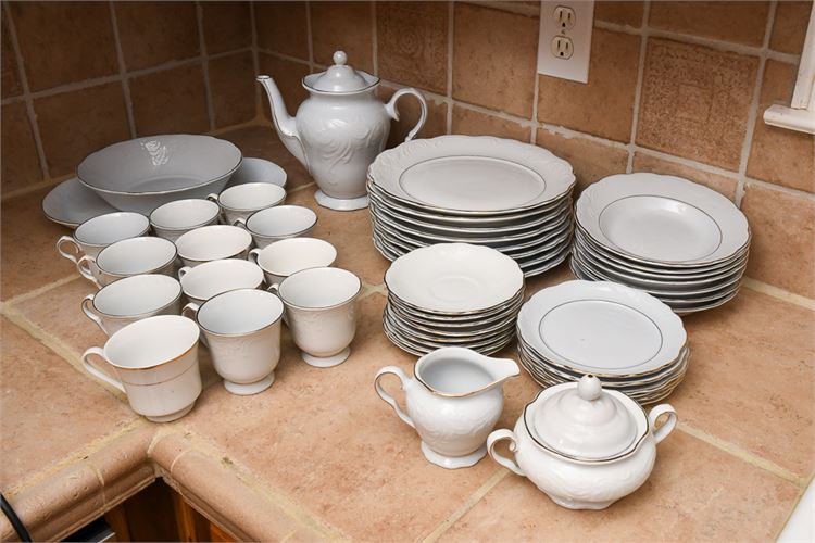 Tienshan Forty-Five (45) Piece China Set