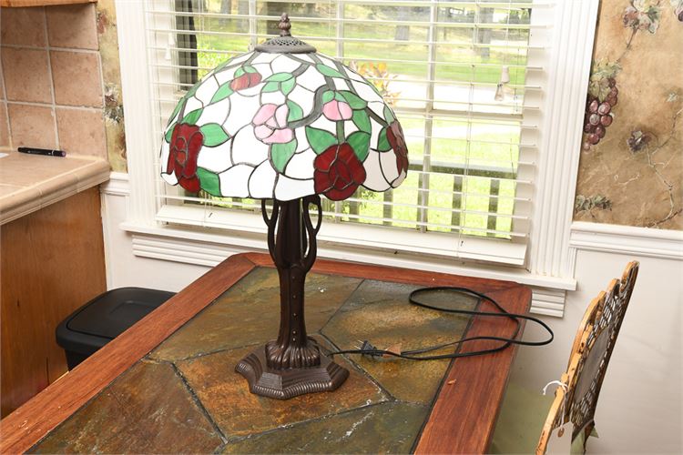 Tiffany Style Leaded Glass Table Lamp