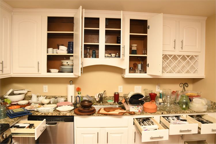 Contents of Kitchen Counter and Drawers