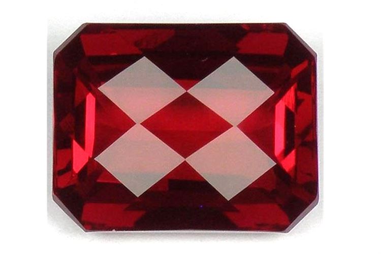 21.25 carats Flawless Red Topaz